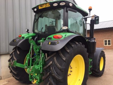 John Deere 6130R