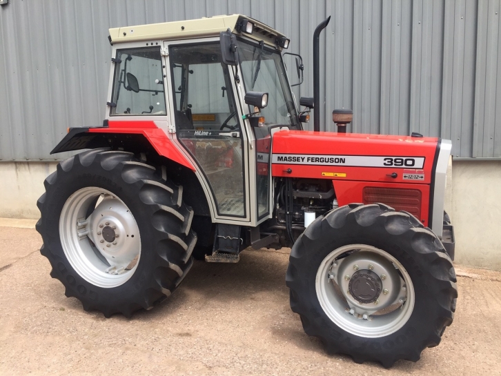 Massey Ferguson 390