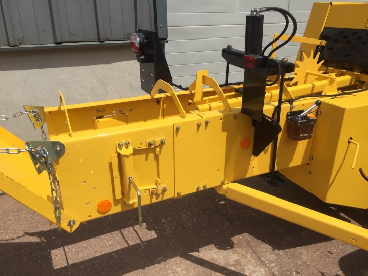 New Holland BC5070 baler
