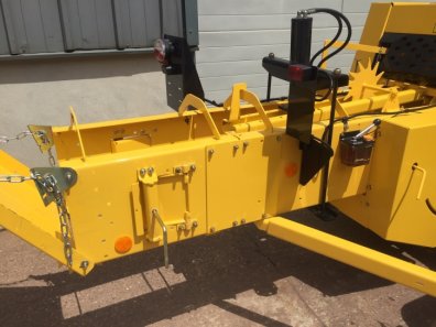 New Holland BC5070 baler