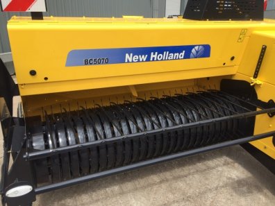New Holland BC5070 baler