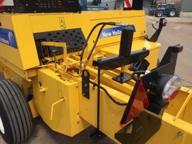 New Holland BC5070 baler