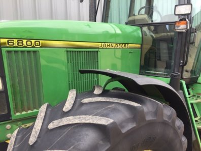 John Deere 6800