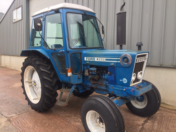 Ford 5600