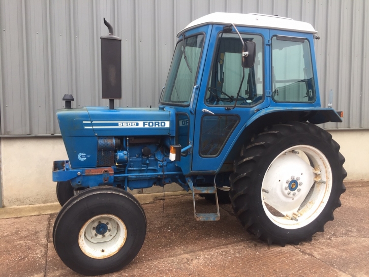 Ford 5600