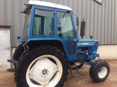 Ford 5600