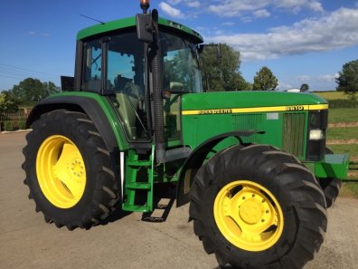 John Deere 6610