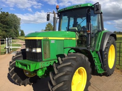 John Deere 6610