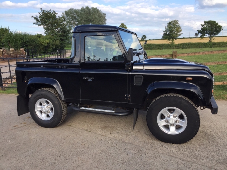 Land Rover 90 Truck cab 2.4 Diesel