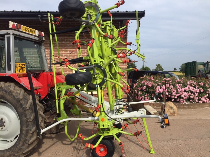 Claas Volto 900 8 rotor tedder