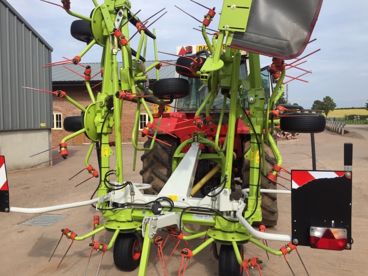 Claas Volto 900 8 rotor tedder