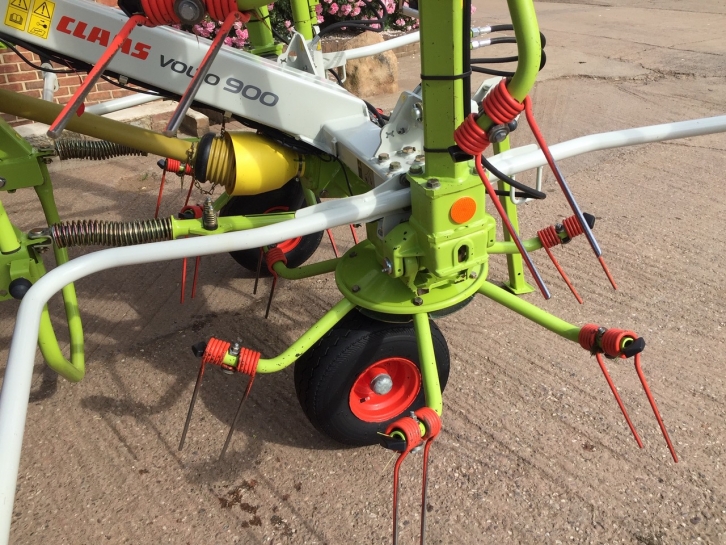 Claas Volto 900 8 rotor tedder