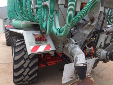 Pichon 3,500 Gallon Vacuum tanker