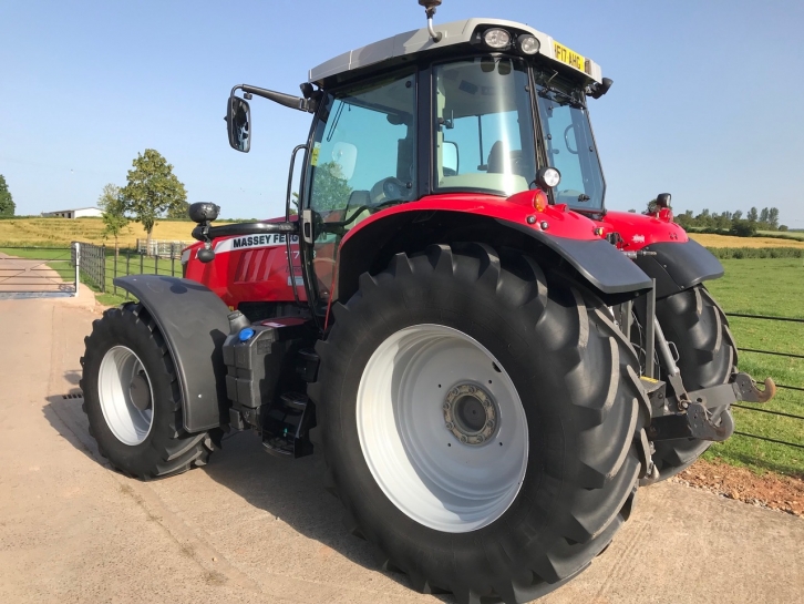 Massey Ferguson 7718 Efficent