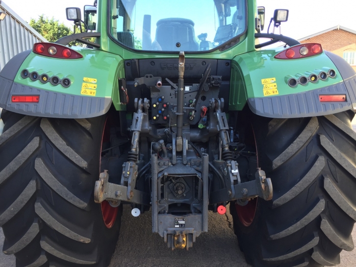Fendt 718 Profi-Plus