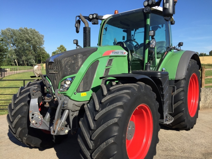 Fendt 718 Profi-Plus
