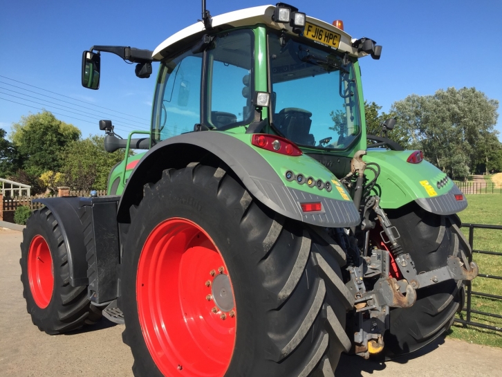 Fendt 718 Profi-Plus