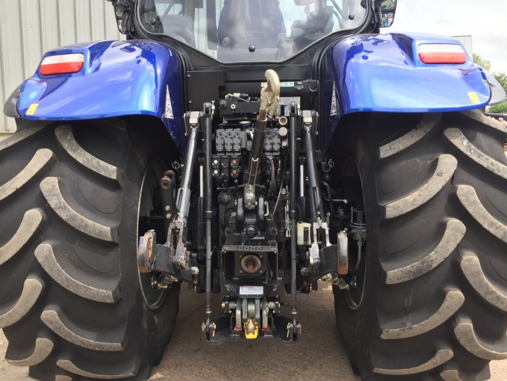 New Holland T7.270