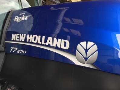New Holland T7.270