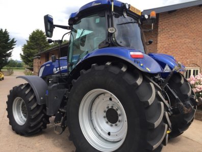 New Holland T7.270