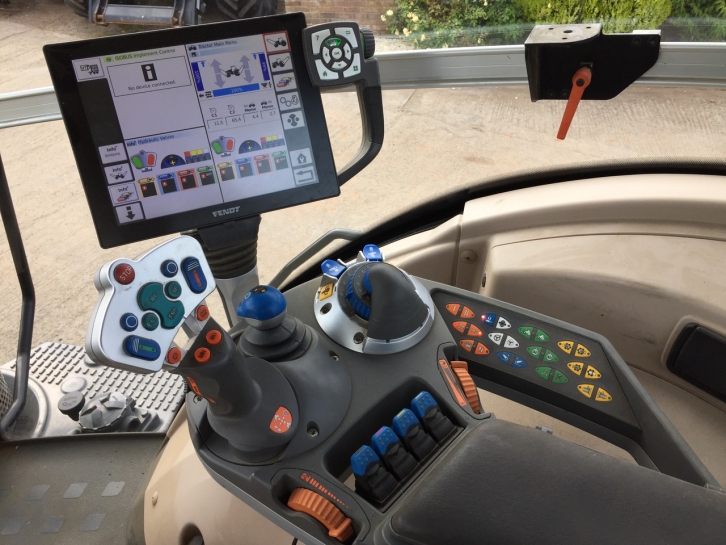 Fendt 828 Profi-Plus