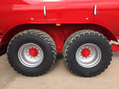 Redrock 3500 Gallon tanker
