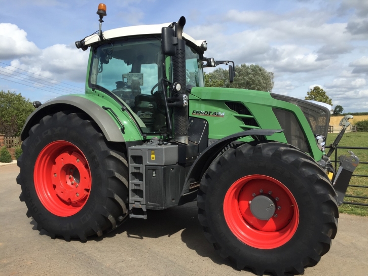 Fendt 824 Profi-Plus