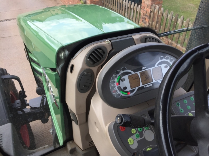 Fendt 824 Profi-Plus