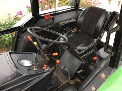 John Deere 2140