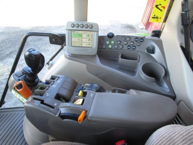 John Deere 7530