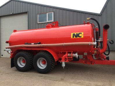 NC 4000 Gallon vacuum tanker