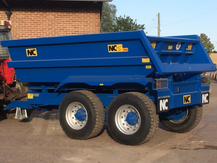 NC 316 16 Ton dump trailer
