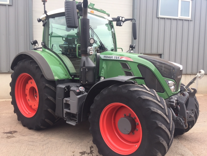 Fendt 724 Profi-Plus