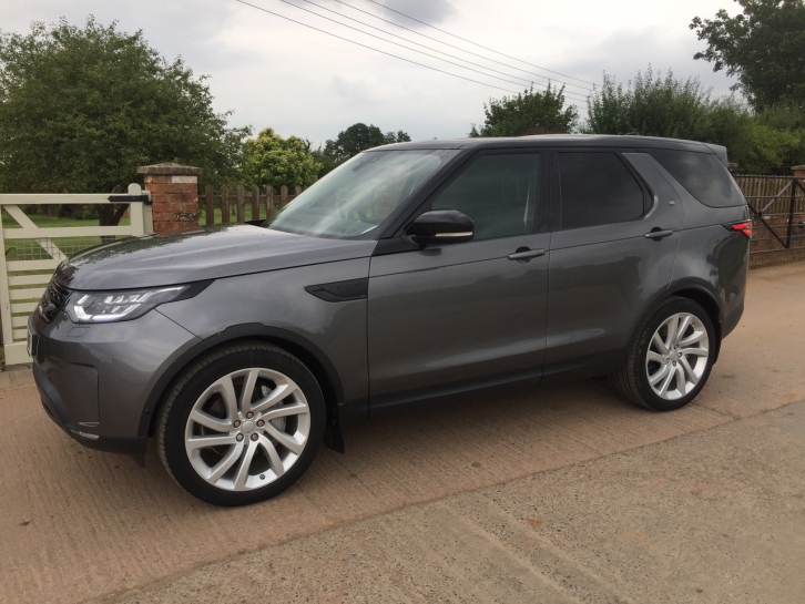 Land Rover Discovery Commercial HSE TD6