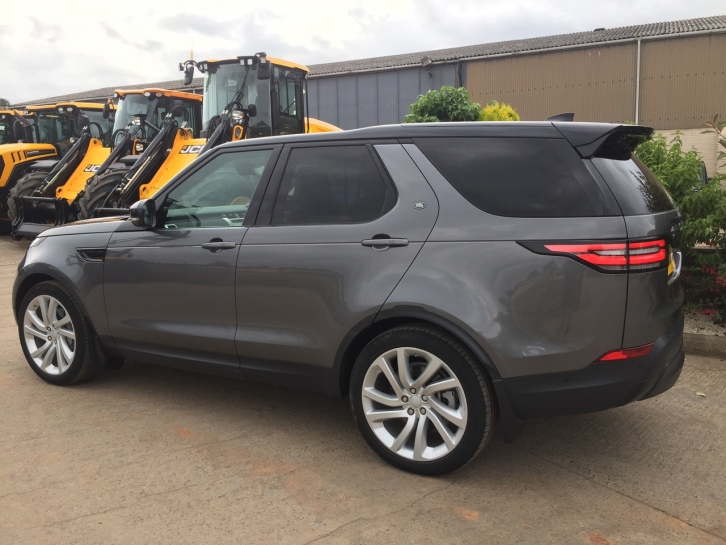 Land Rover Discovery Commercial HSE TD6