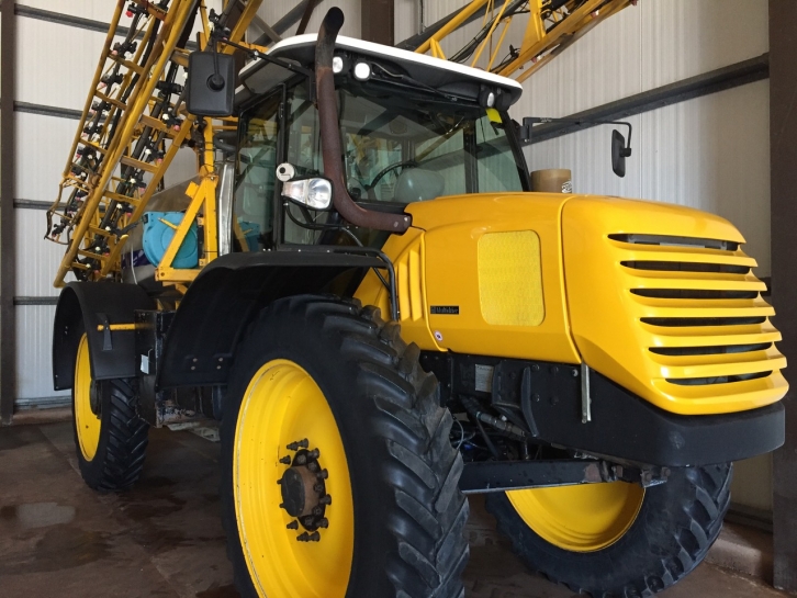 Chafer Multidrive 6185 demount sprayer 4000 Litre