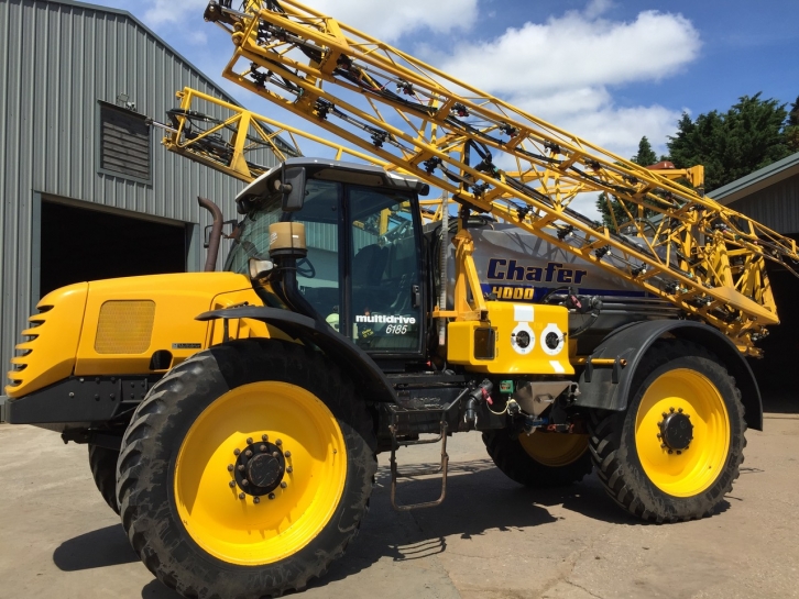 Chafer Multidrive 6185 demount sprayer 4000 Litre