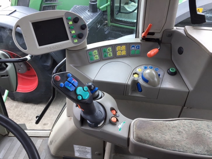 Fendt 712