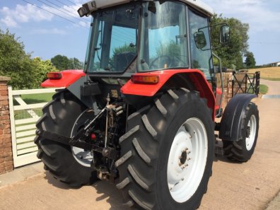 Massey Ferguson 4245
