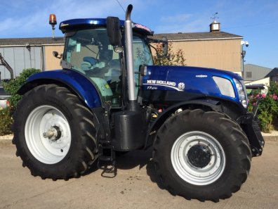 New Holland T7.270 Blue Power