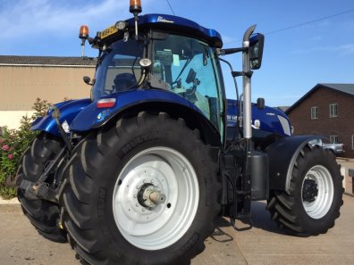 New Holland T7.270 Blue Power