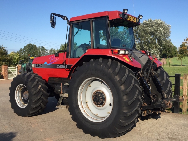 Case 7240 Pro
