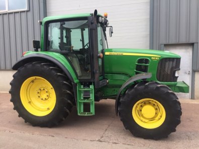 John Deere 6630