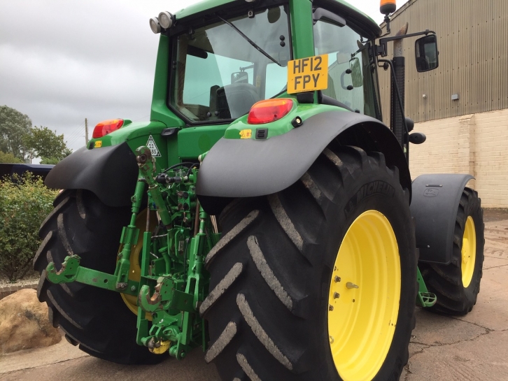 John Deere 6930