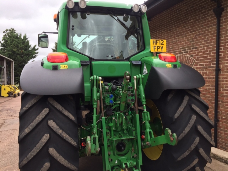 John Deere 6930