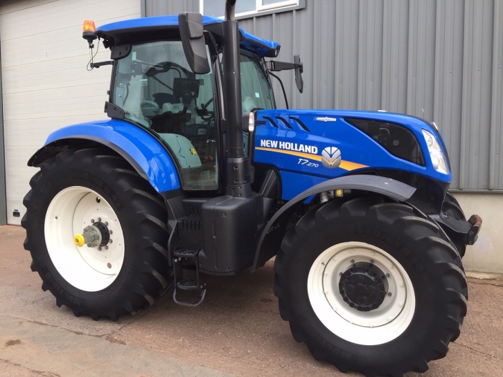 New Holland T7.270