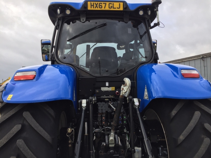 New Holland T7.270