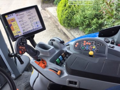 New Holland T7.270