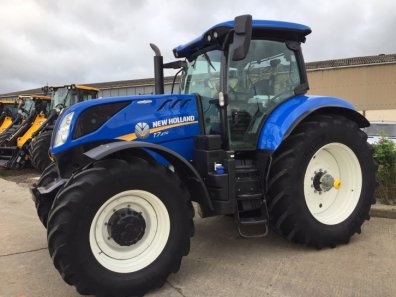 New Holland T7.270