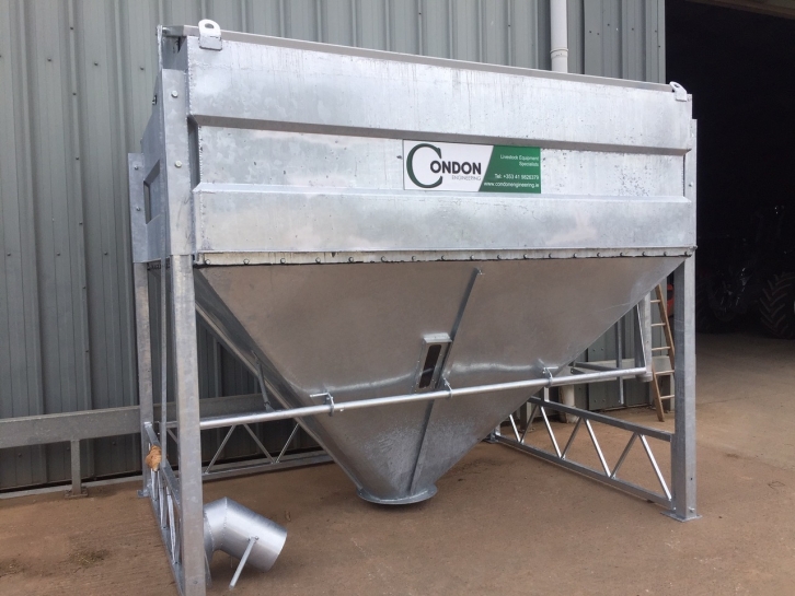 Condon 8 Ton feed bin